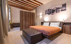 Suite Dei Greci